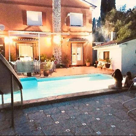Villa Huetor , Piscina Y Barbacoa Privada Уэтор-Вега Экстерьер фото